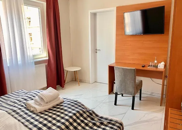 Hotel Emiliana am Bahnhof Frankfurt am Main